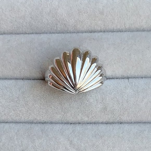 925 Sterling Silver Shell Wide Adjustable Ring - Picture 6 of 12